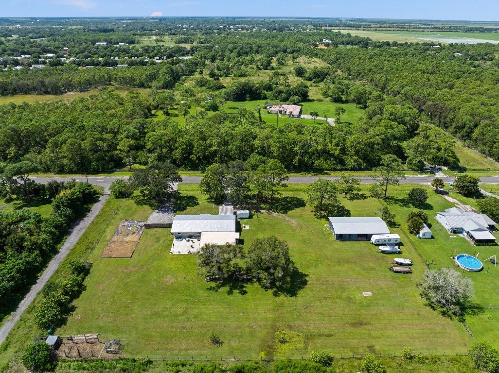 JONES ESTATES - Residential