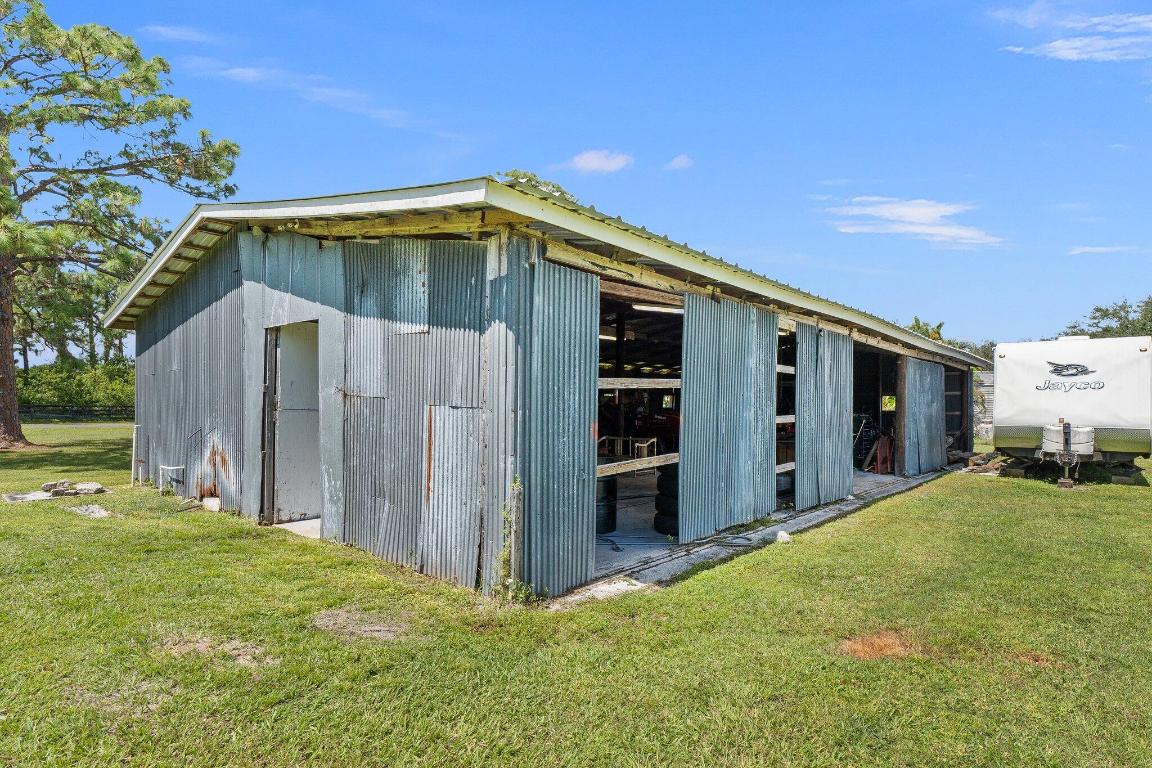 JONES ESTATES - Residential