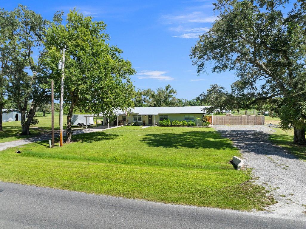 JONES ESTATES - Residential