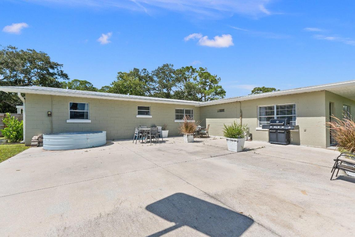 JONES ESTATES - Residential