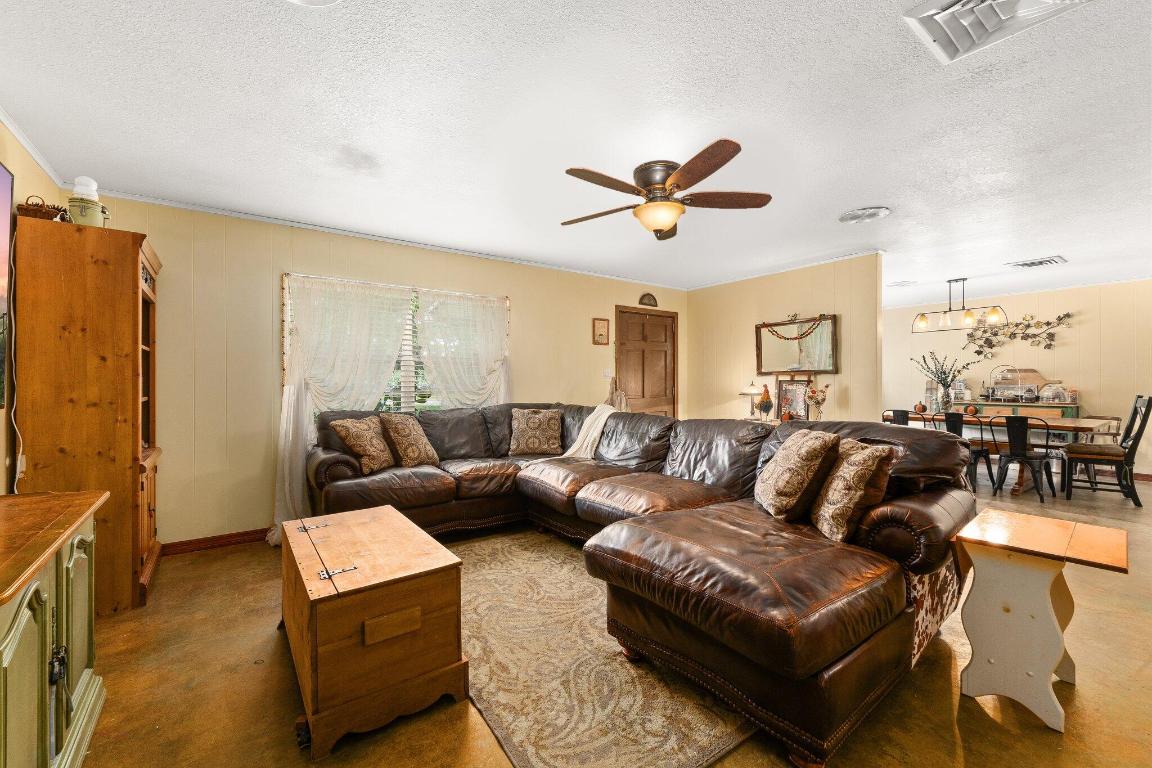 JONES ESTATES - Residential