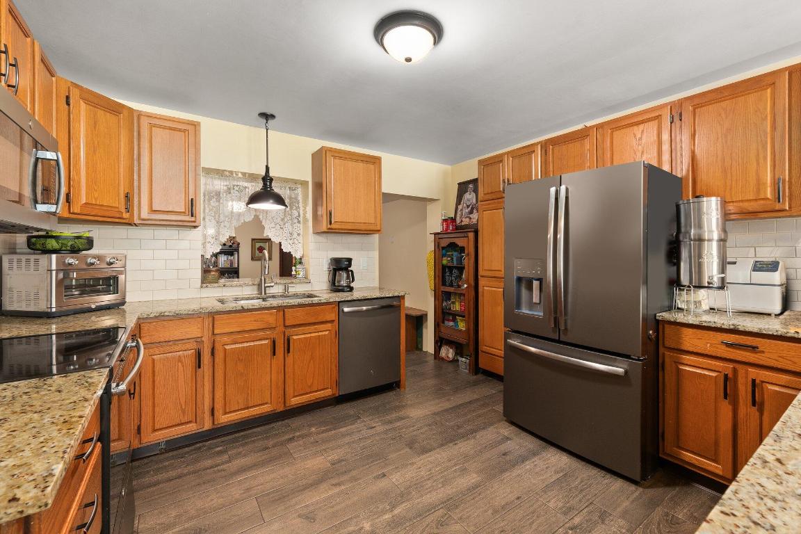 JONES ESTATES - Residential