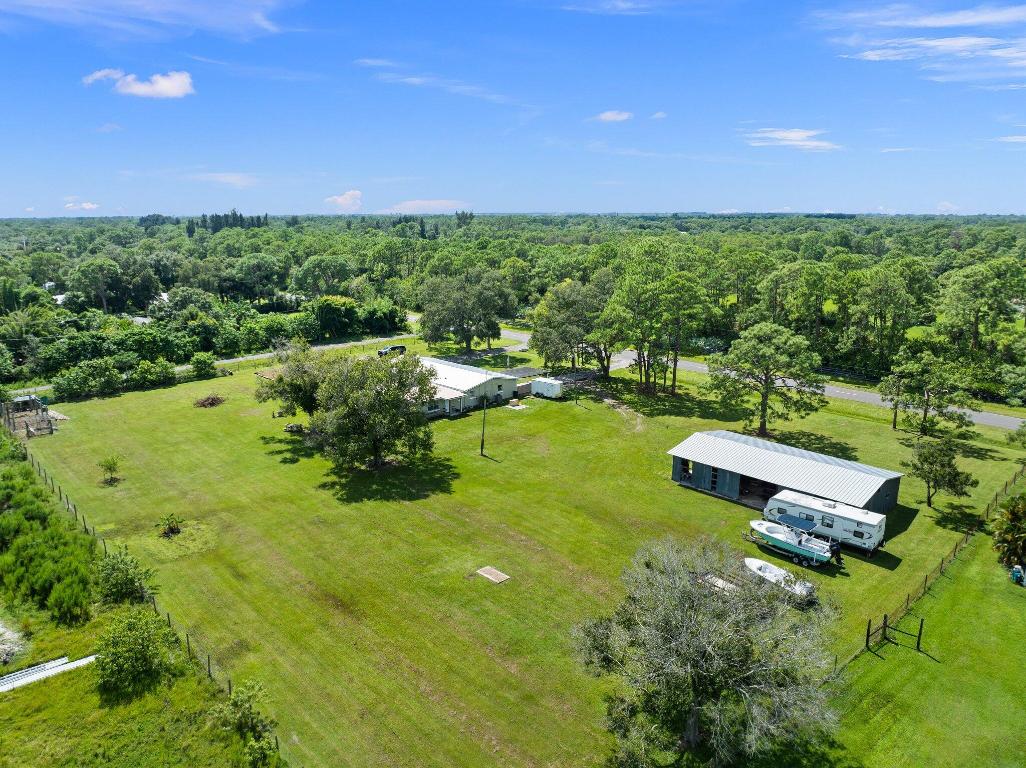 JONES ESTATES - Residential