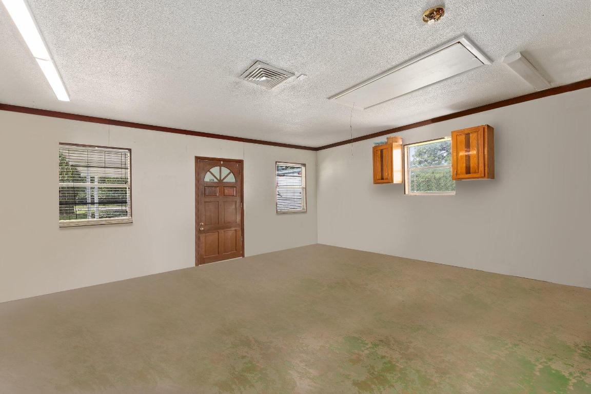 JONES ESTATES - Residential