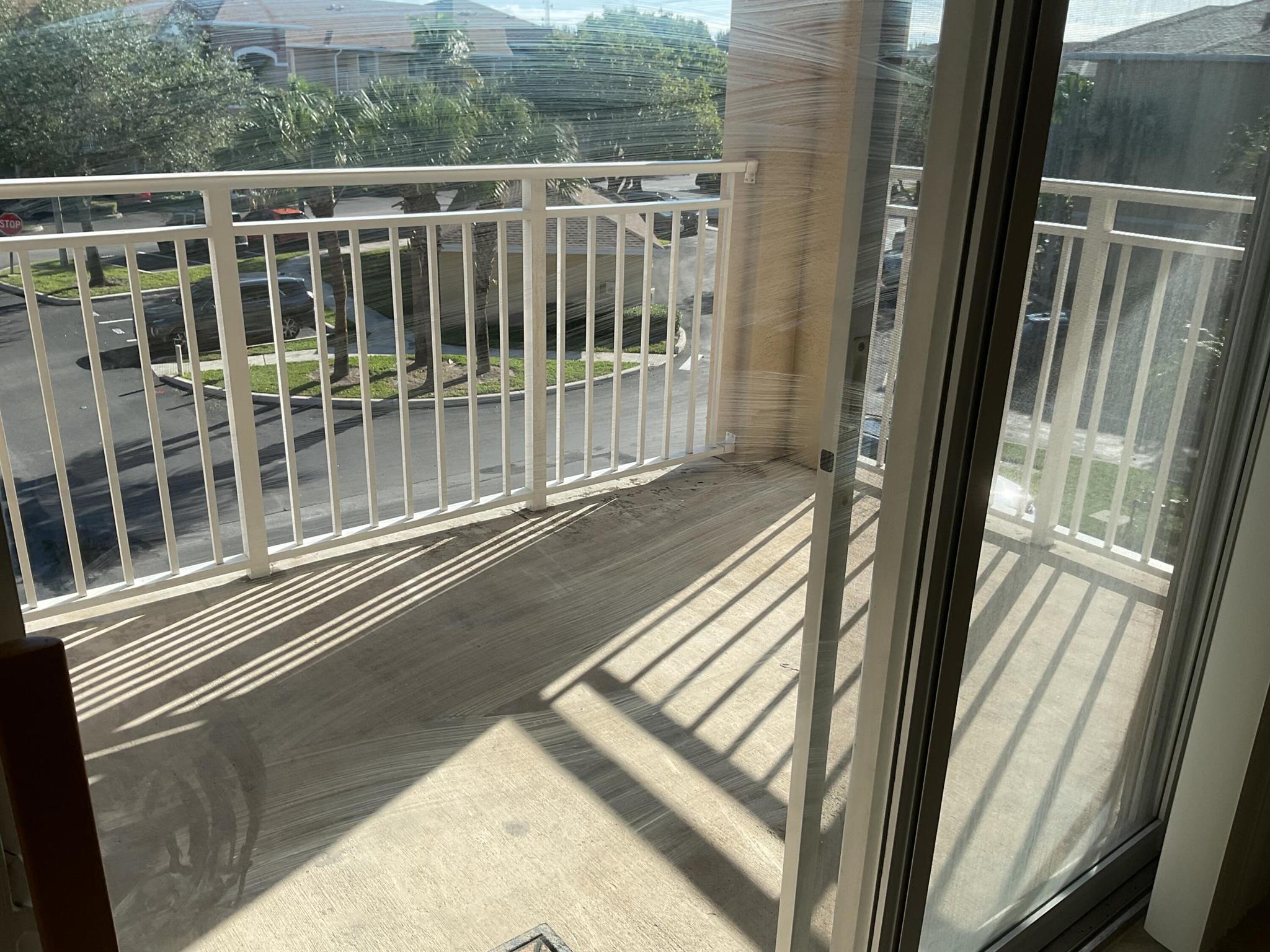 VILLAS AT EMERALD DUNES C - Residential Lease