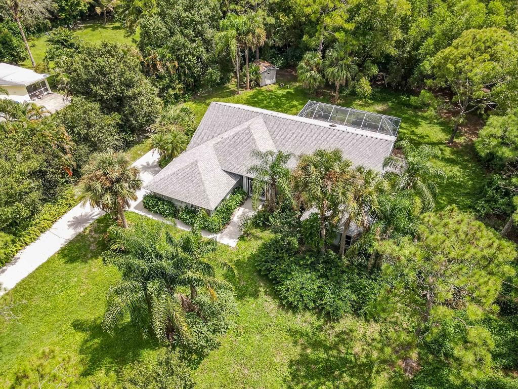 Photo of 17862 123rd Terrace N, Jupiter, FL 33478 (MLS # R11150193)