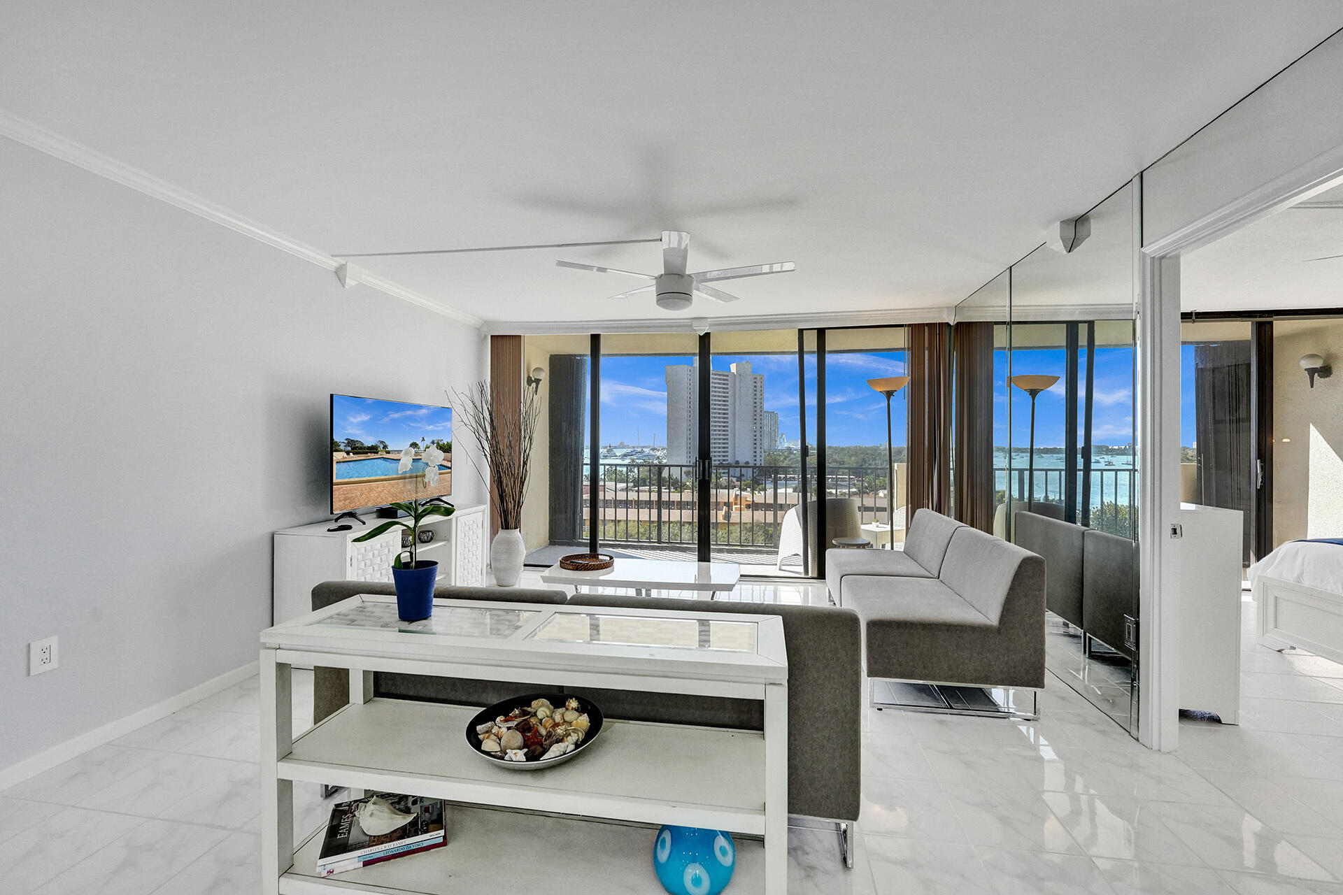 Palm Beach House Condo - Residential