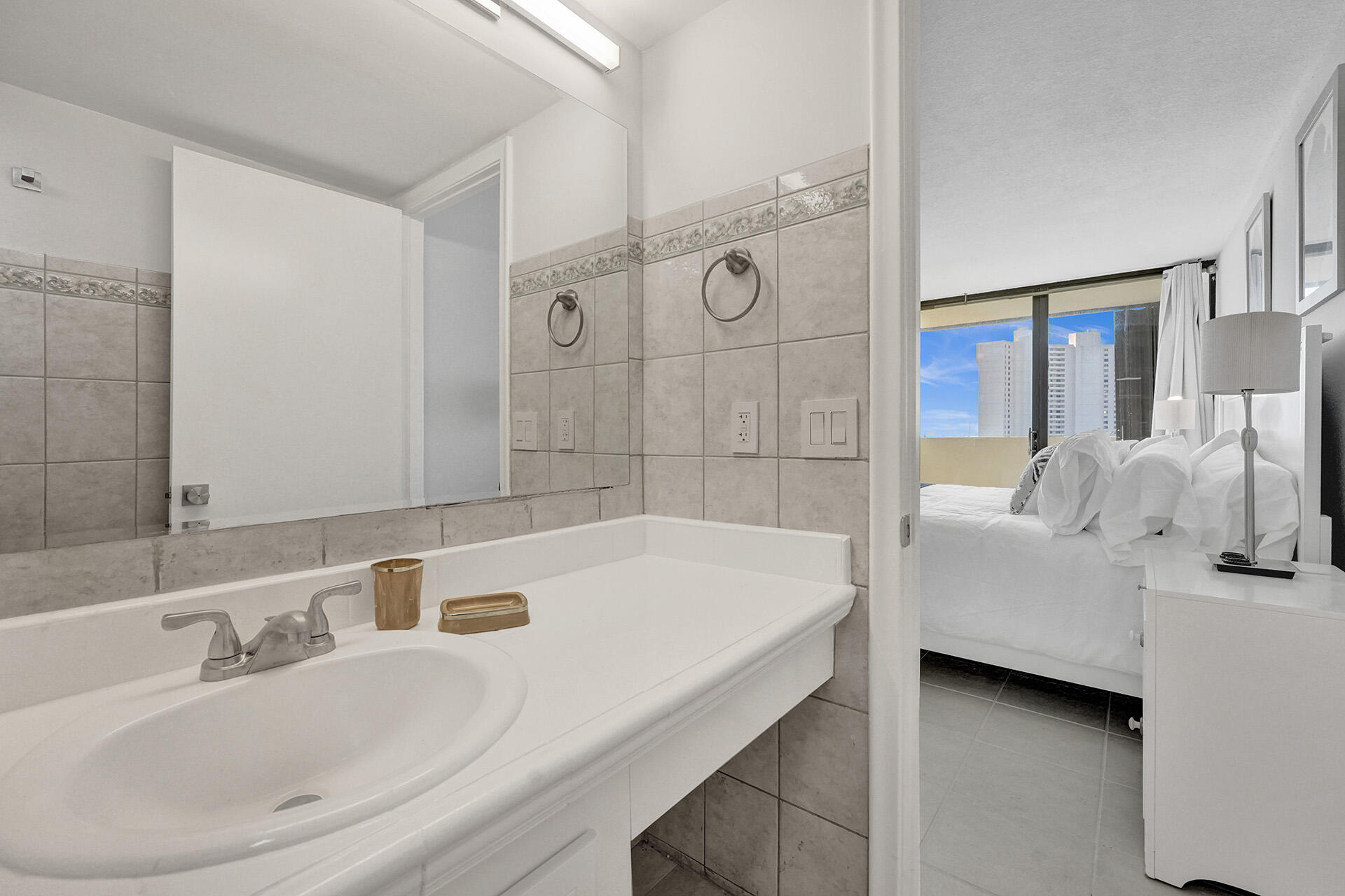 Palm Beach House Condo - Residential