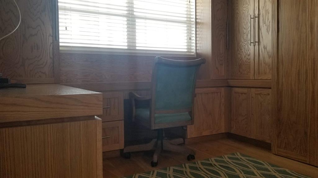 PENTHOUSE TOWERS - Residential