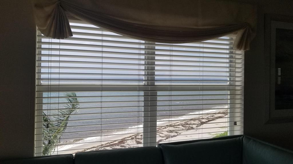 PENTHOUSE TOWERS - Residential