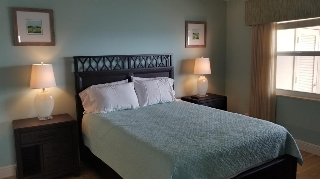 PENTHOUSE TOWERS - Residential