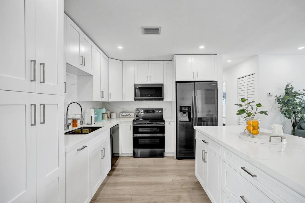 DEERFIELD RIDGE SEC 1 - Residential Lease