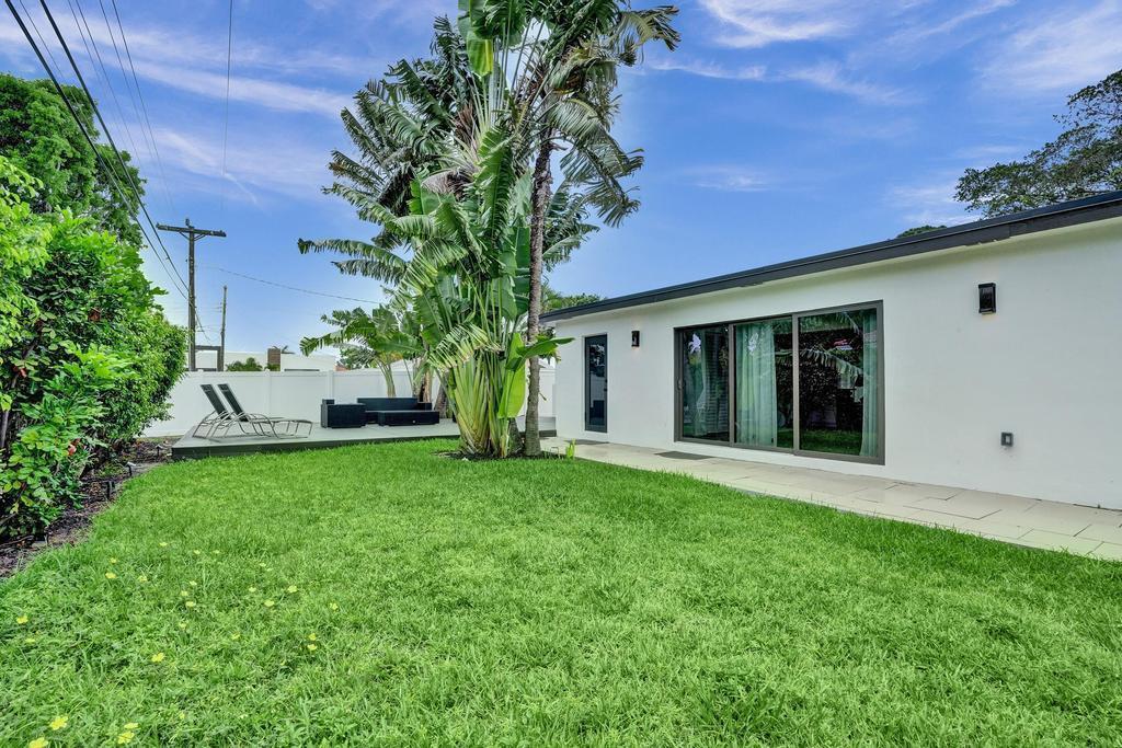 DEERFIELD RIDGE SEC 1 - Residential Lease