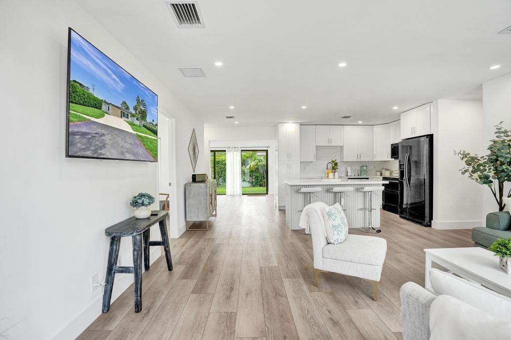 DEERFIELD RIDGE SEC 1 - Residential Lease