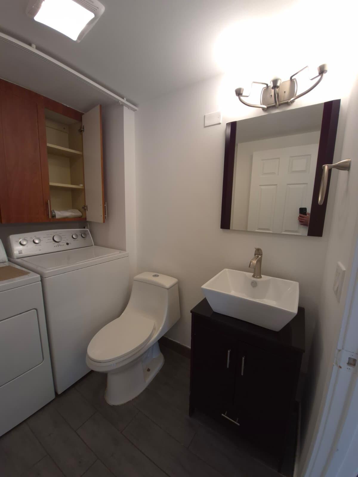 VILLAGE OF SANDALWOOD LAKES SOUTH - Residential Lease