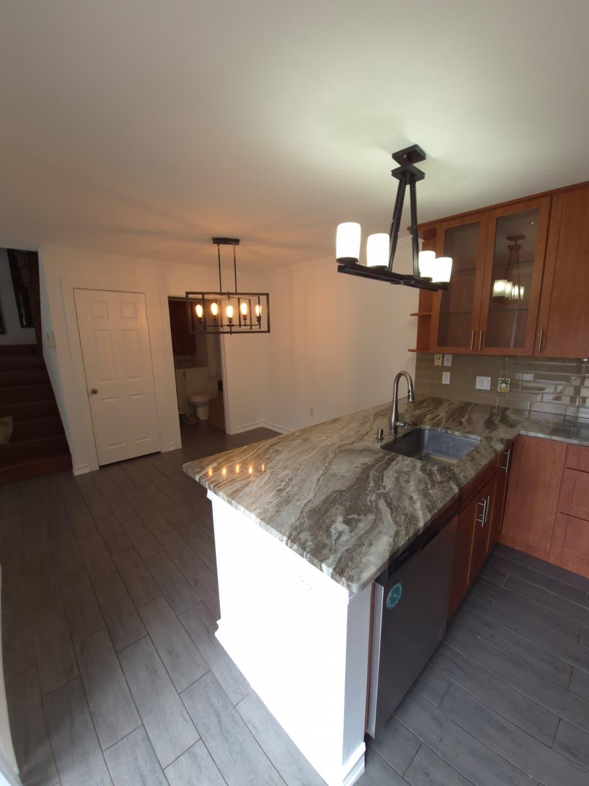VILLAGE OF SANDALWOOD LAKES SOUTH - Residential Lease