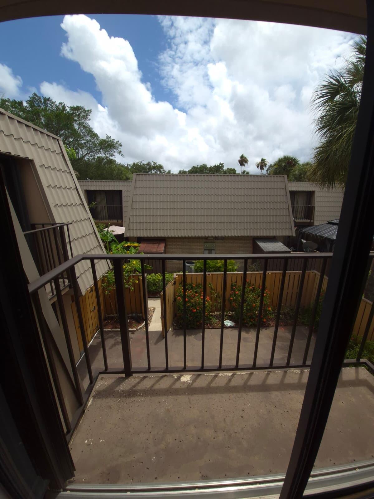 VILLAGE OF SANDALWOOD LAKES SOUTH - Residential Lease