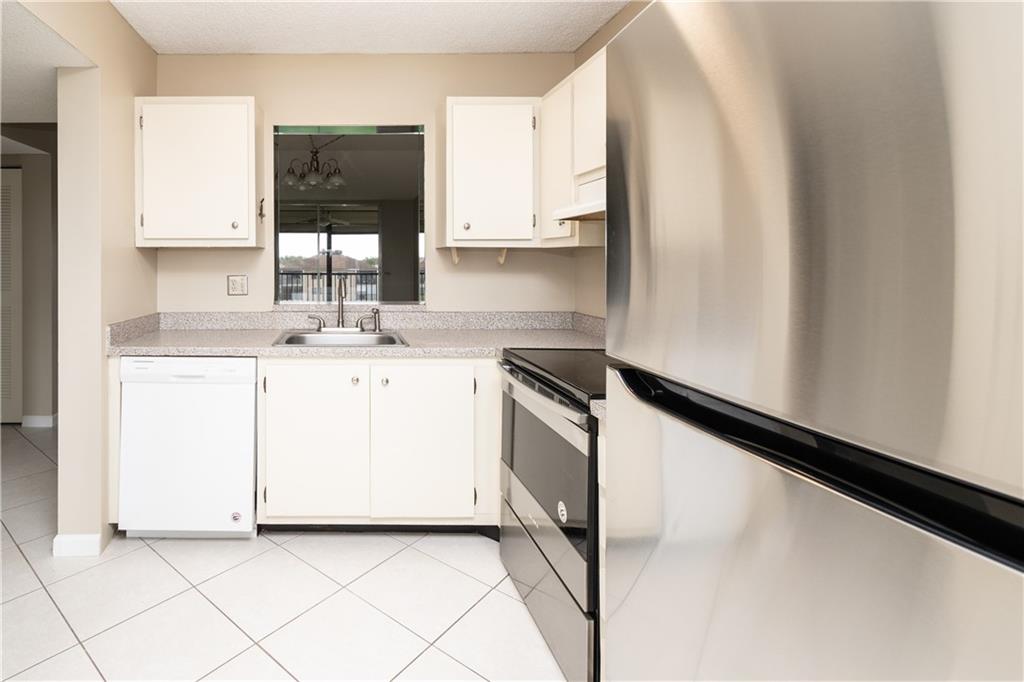 Cascades of Lauderhill - Residential