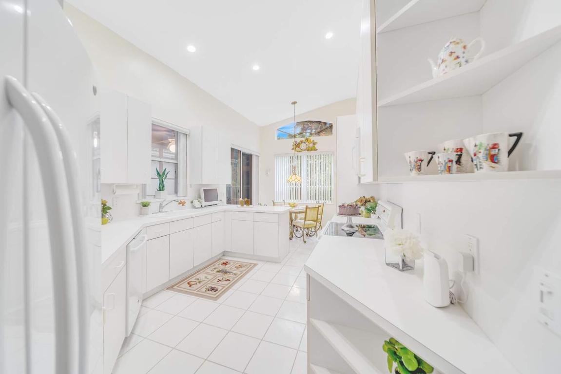 COSTA BRAVA at Boca Pointe - Residential