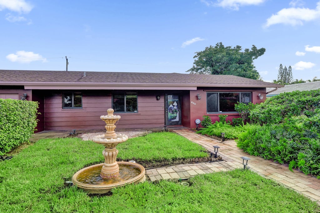 Photo of 645 Ibis Drive, Delray Beach, FL 33444 (MLS # B26084953)