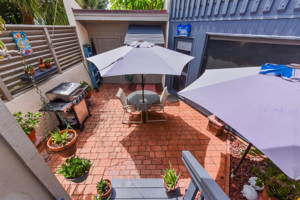 Photo of 1605 S US Highway 1 #8h, Jupiter, FL 33477 (MLS # R10914647)