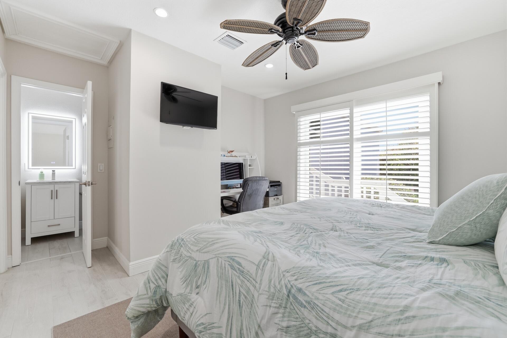 LITTLE OCEAN CLUB CONDO - Residential