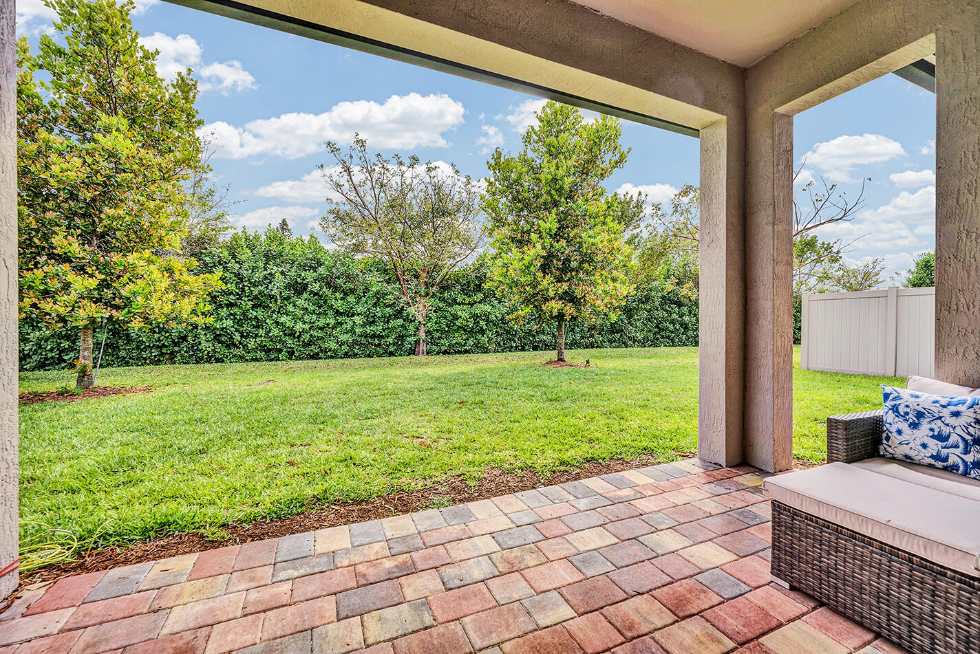 FIELDS AT GULFSTREAM POLO - Residential