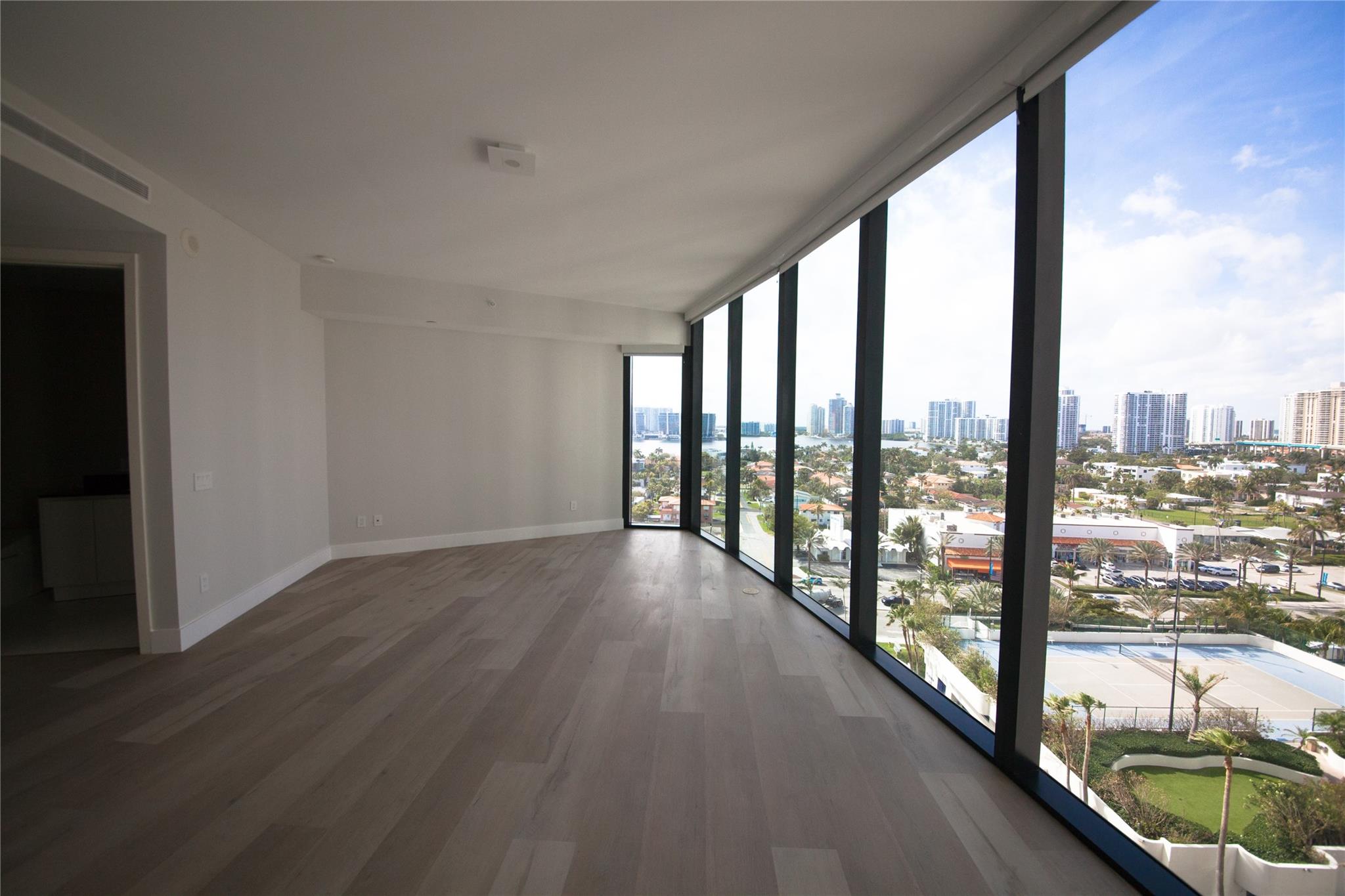 Porsche Design Condo - Residential