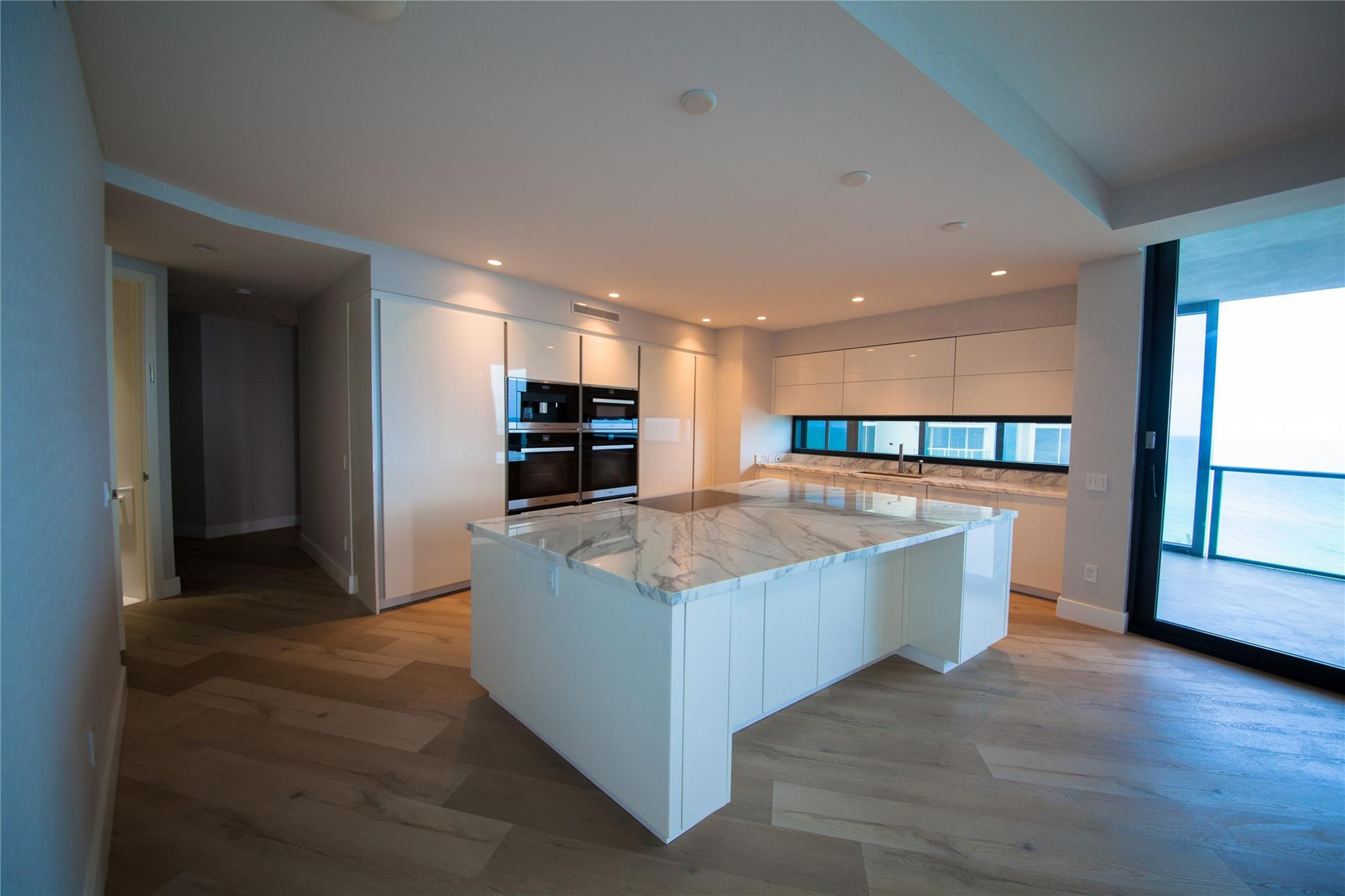 Porsche Design Condo - Residential