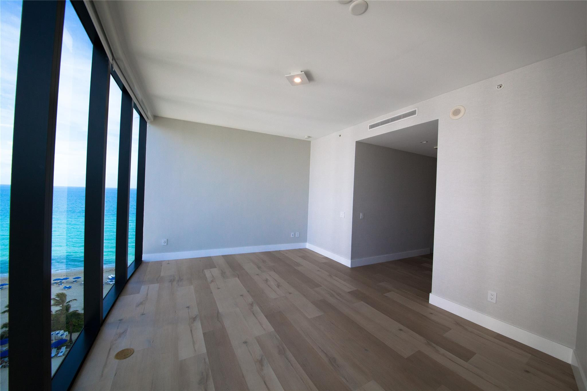 Porsche Design Condo - Residential