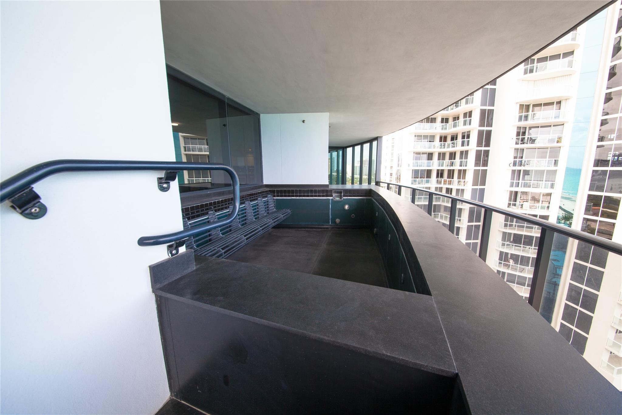 Porsche Design Condo - Residential