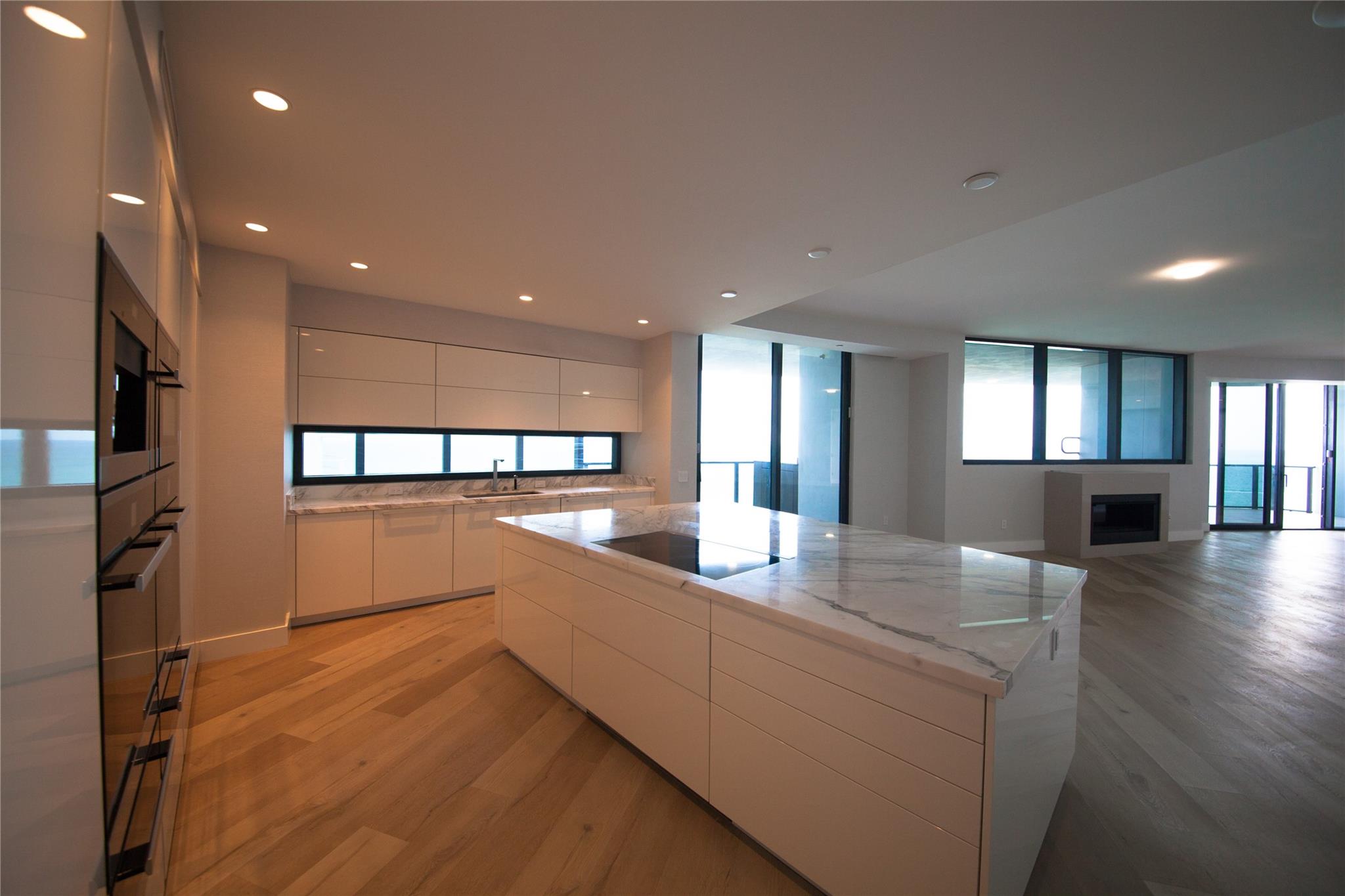 Porsche Design Condo - Residential