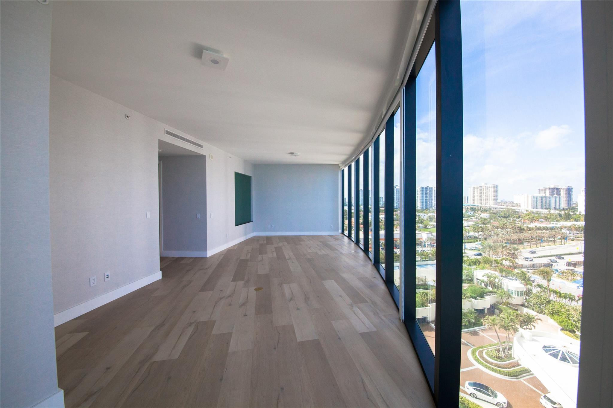 Porsche Design Condo - Residential