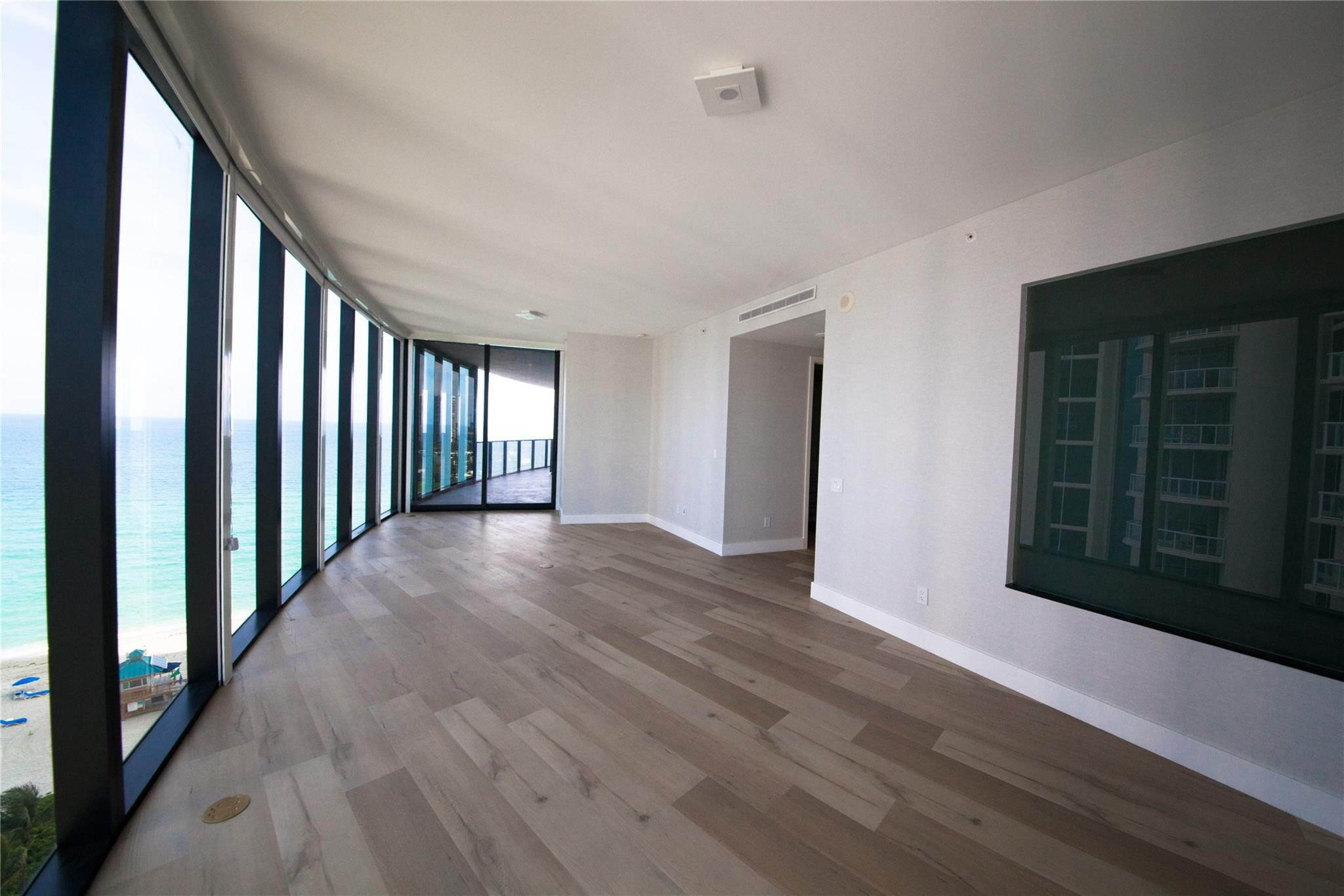 Porsche Design Condo - Residential