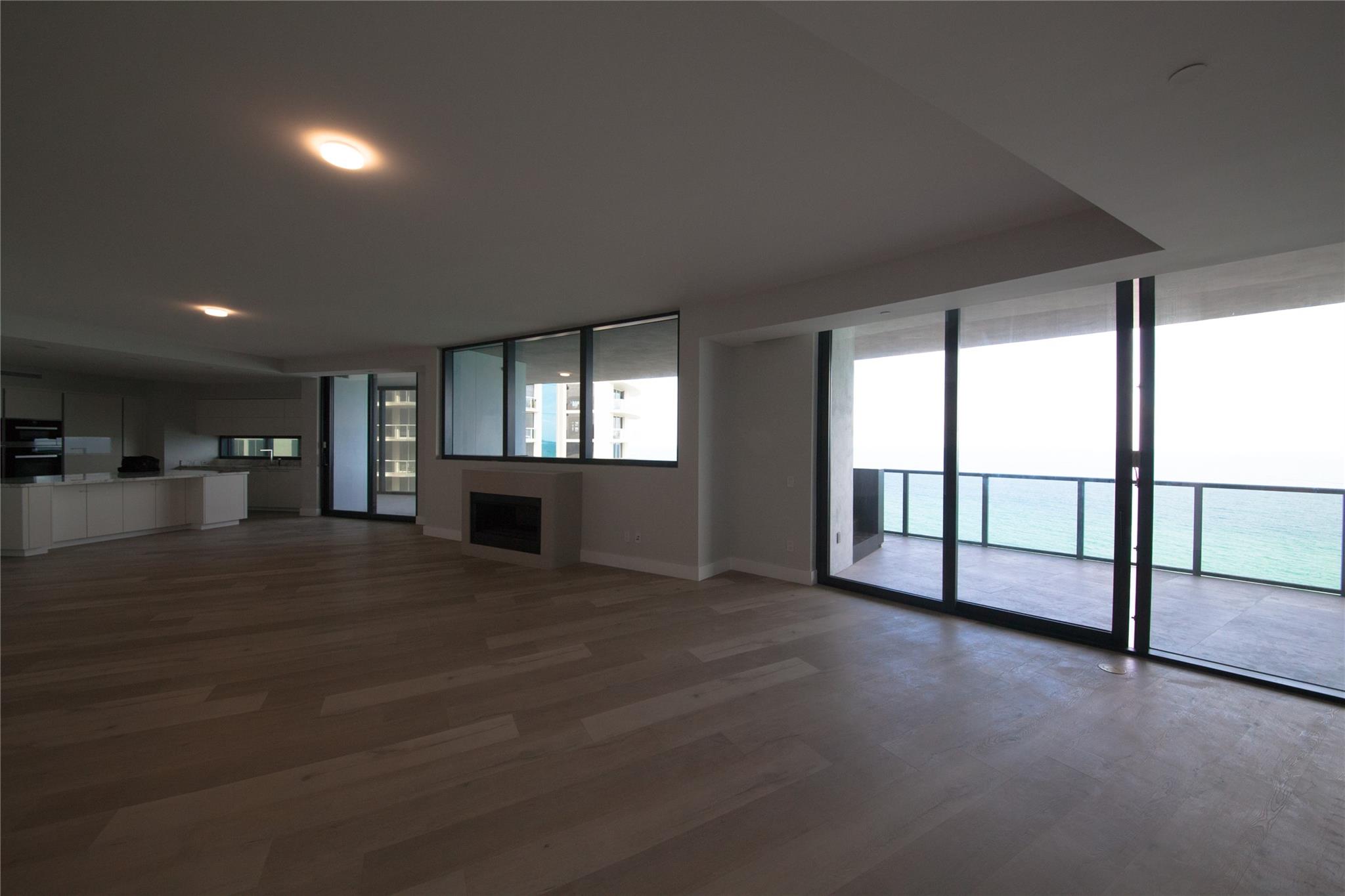 Porsche Design Condo - Residential