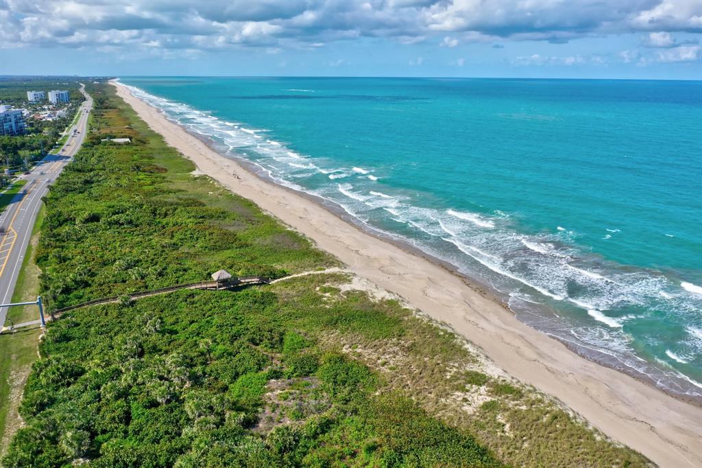 BREAKERS LANDING, A CONDOMINIUM - Residential