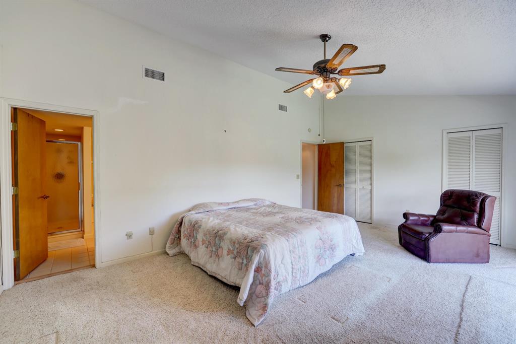 BREAKERS LANDING, A CONDOMINIUM - Residential