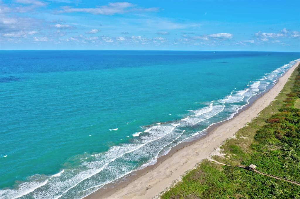BREAKERS LANDING, A CONDOMINIUM - Residential