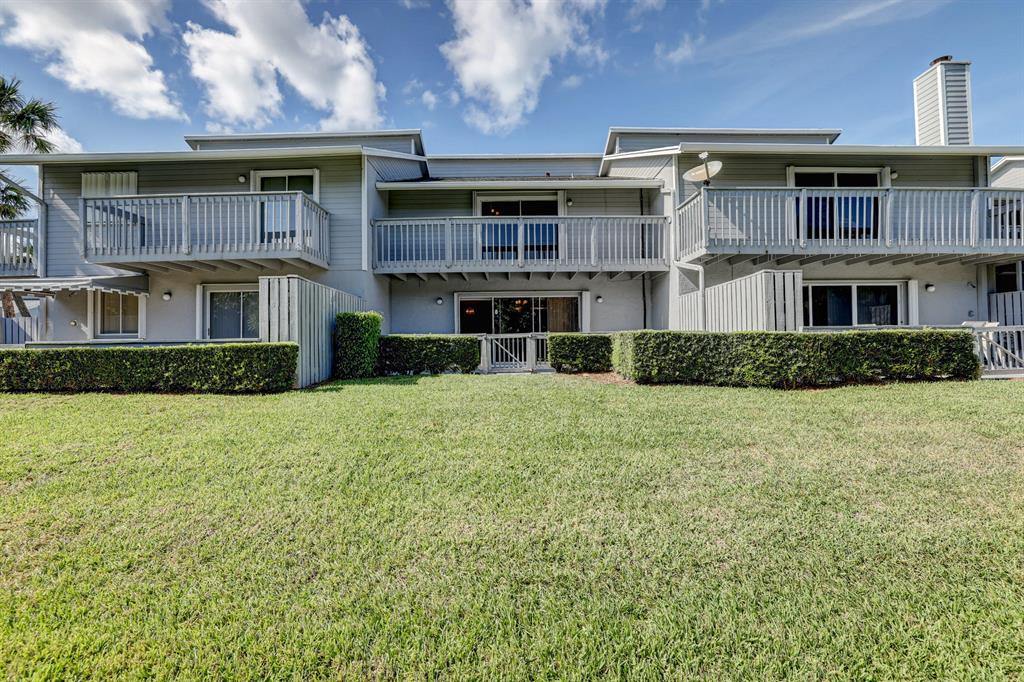 BREAKERS LANDING, A CONDOMINIUM - Residential