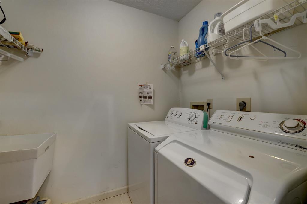 BREAKERS LANDING, A CONDOMINIUM - Residential