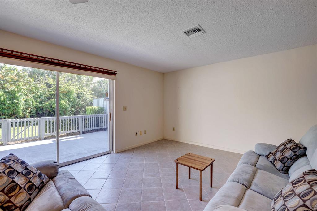 BREAKERS LANDING, A CONDOMINIUM - Residential