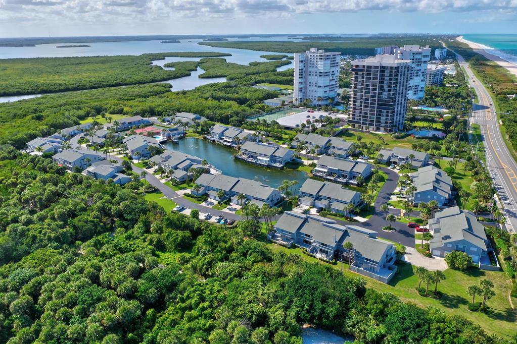 BREAKERS LANDING, A CONDOMINIUM - Residential