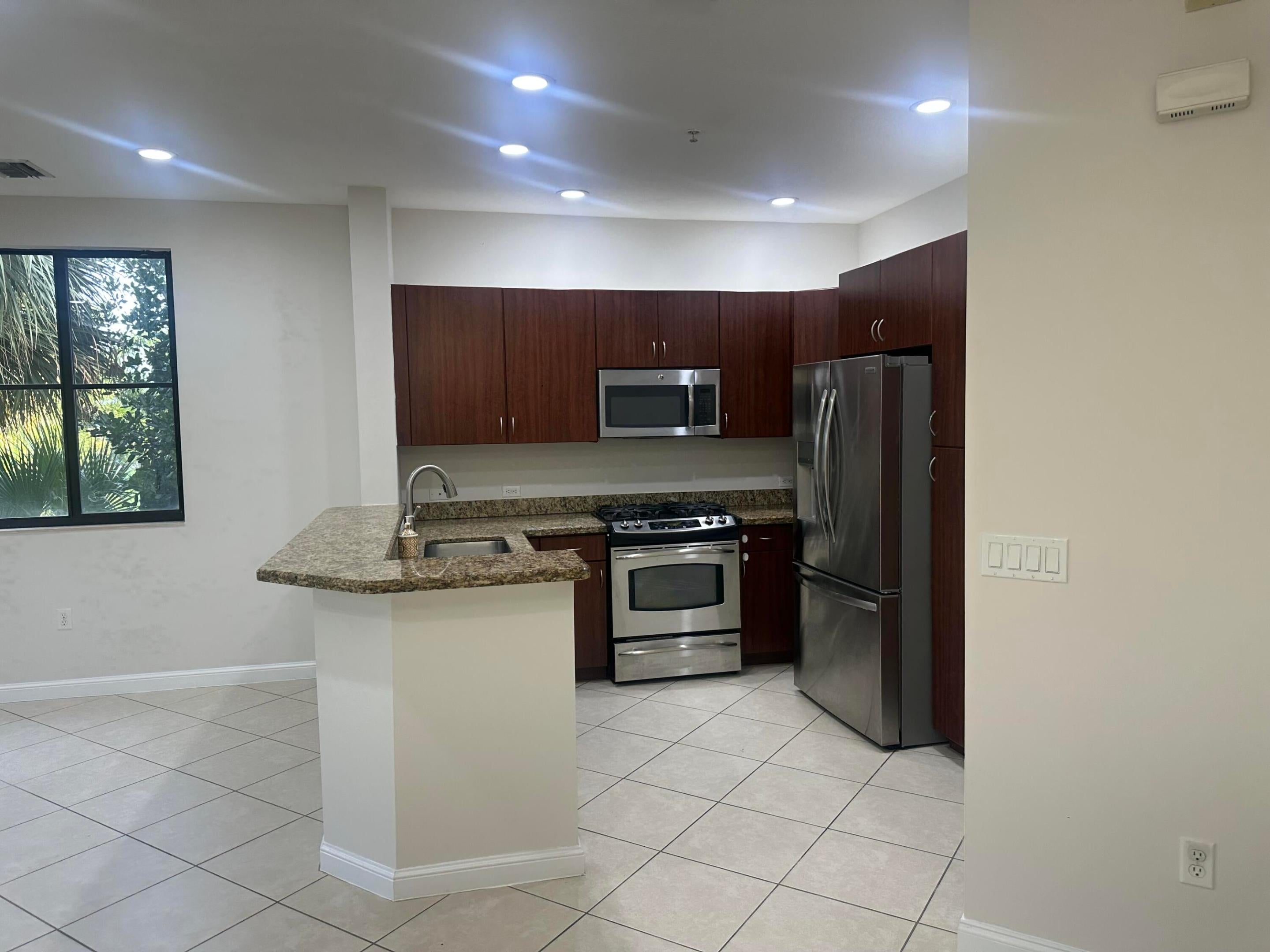 3020 NW 125th Avenue