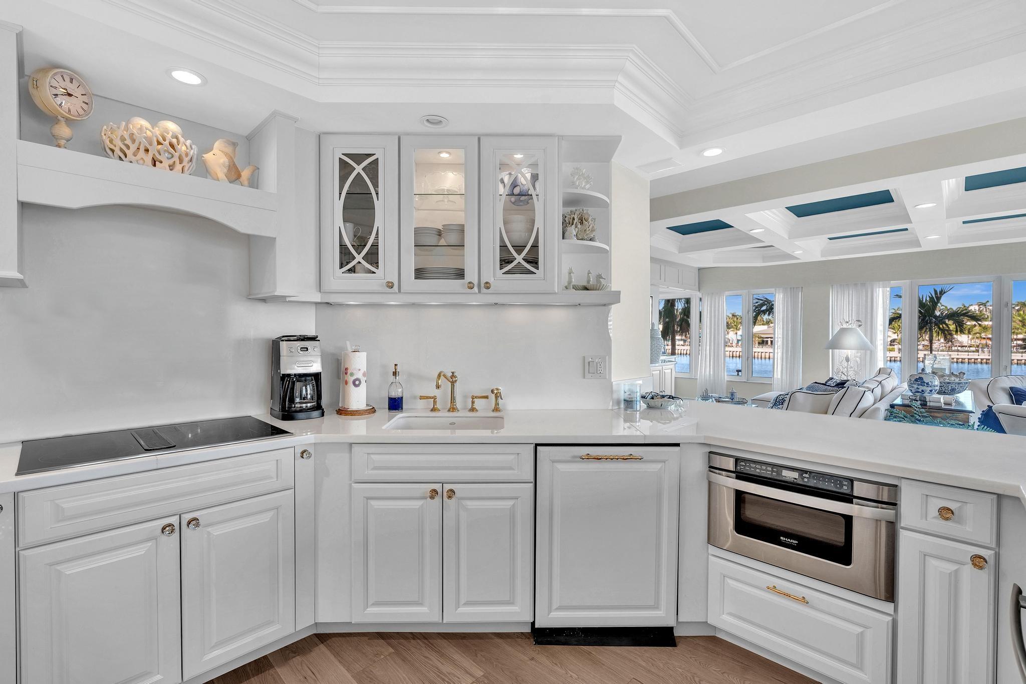 Boca Inlet - Residential