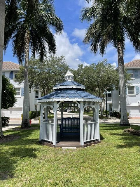 RENAISSANCE COMMONS PUD - Residential Lease