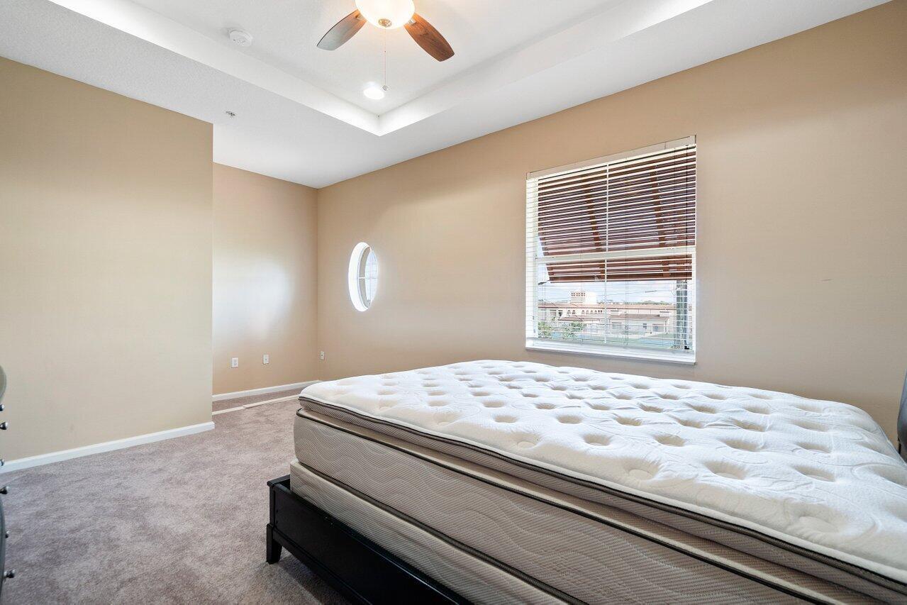 RENAISSANCE COMMONS PUD - Residential Lease
