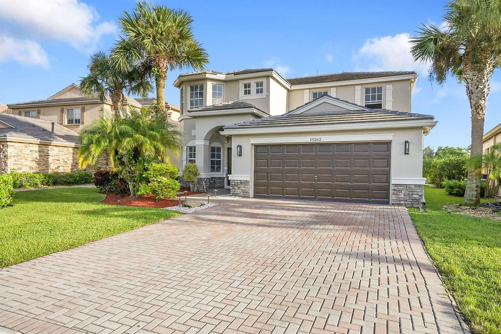 Photo of 10262 Clubhouse Turn Road, Lake Worth, FL 33449 (MLS # R11129801)
