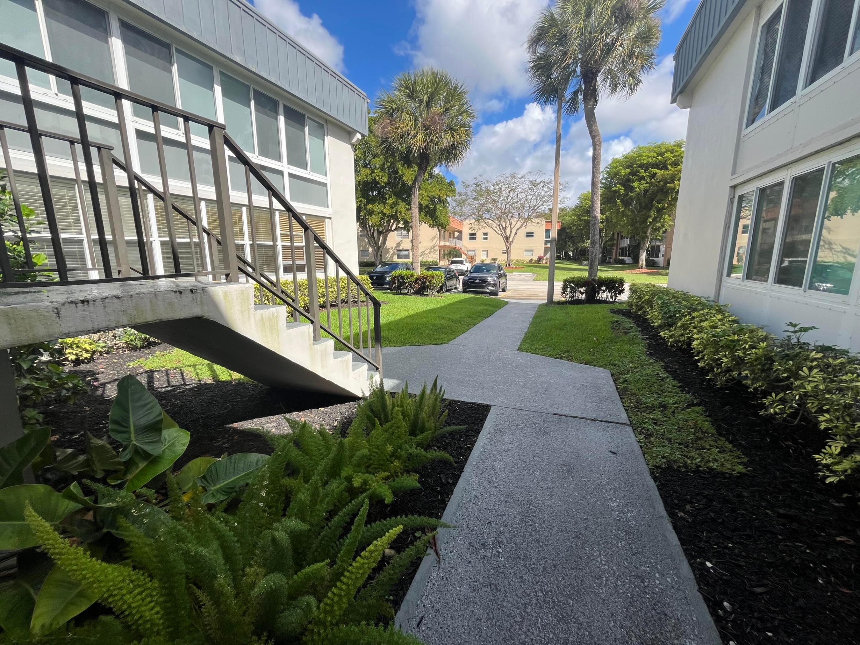 KINGS POINT - Residential