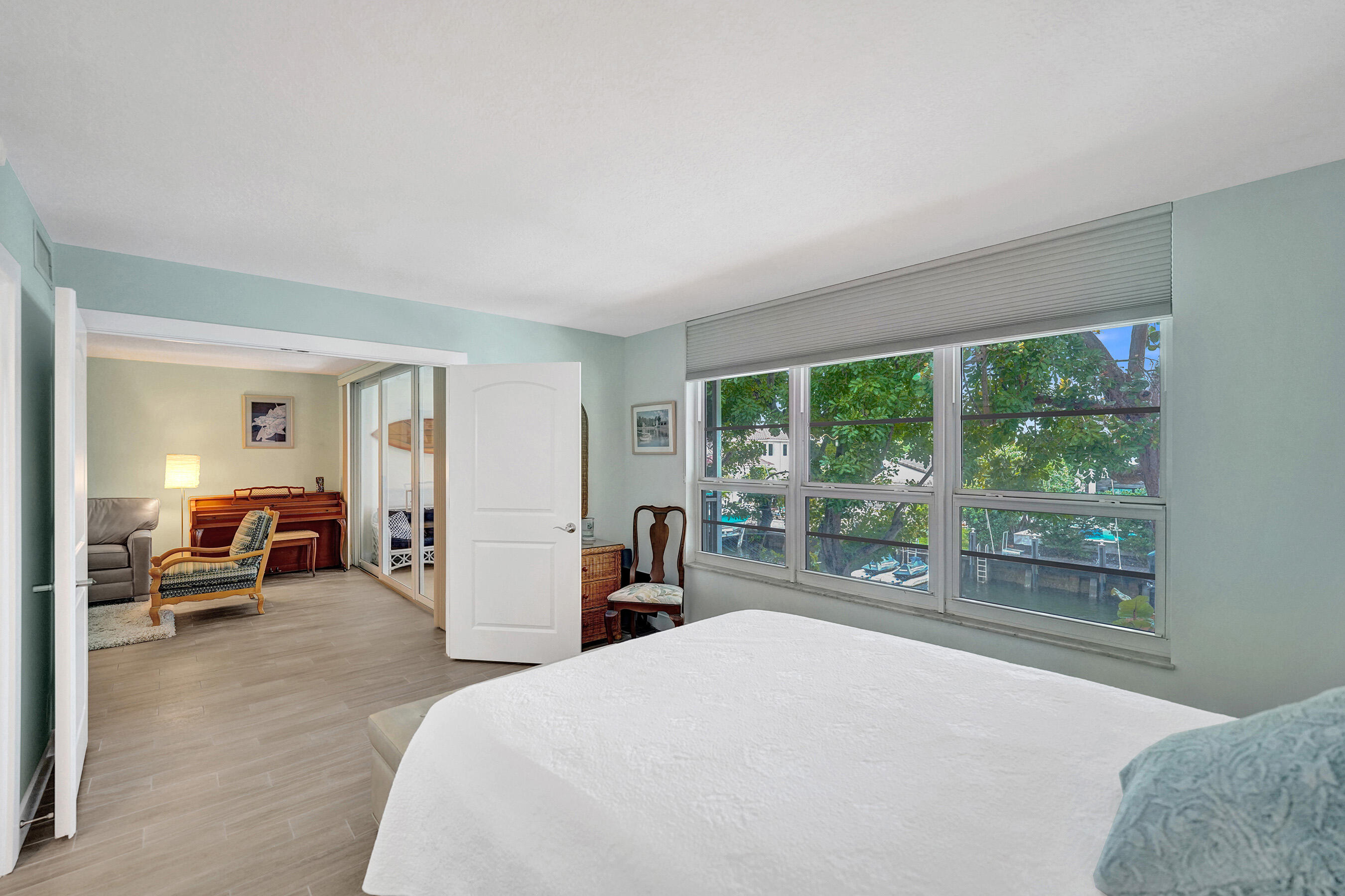 PALM-AIRE AT CORAL KEY GARDEN - Residential