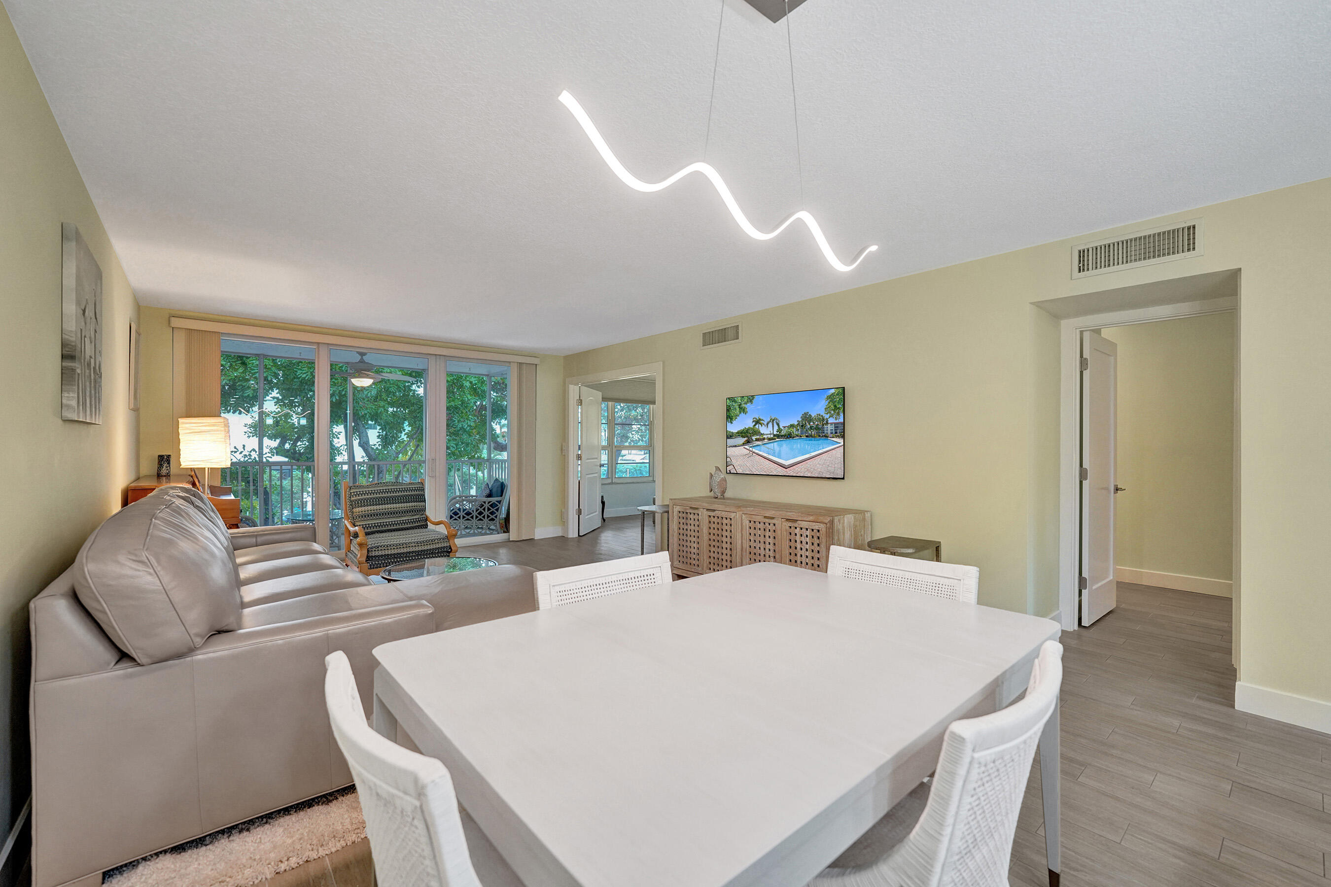 PALM-AIRE AT CORAL KEY GARDEN - Residential